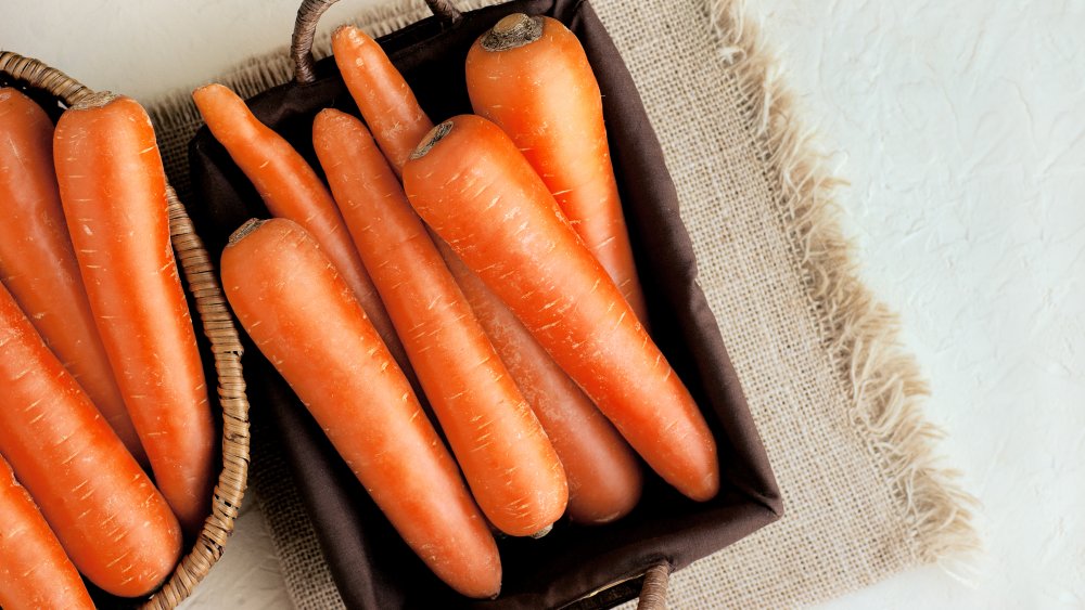 carrots basket