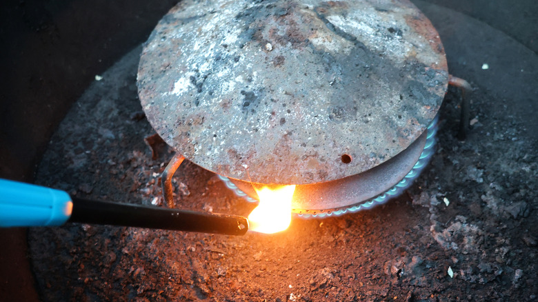 lighter starting grill burner