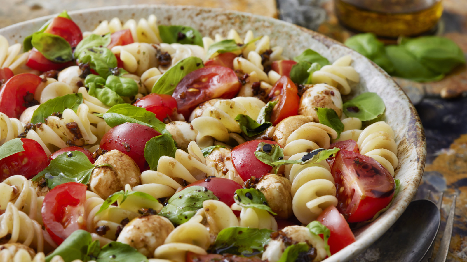 This Ingredient Gives Pasta Salad A Much-Needed Kick