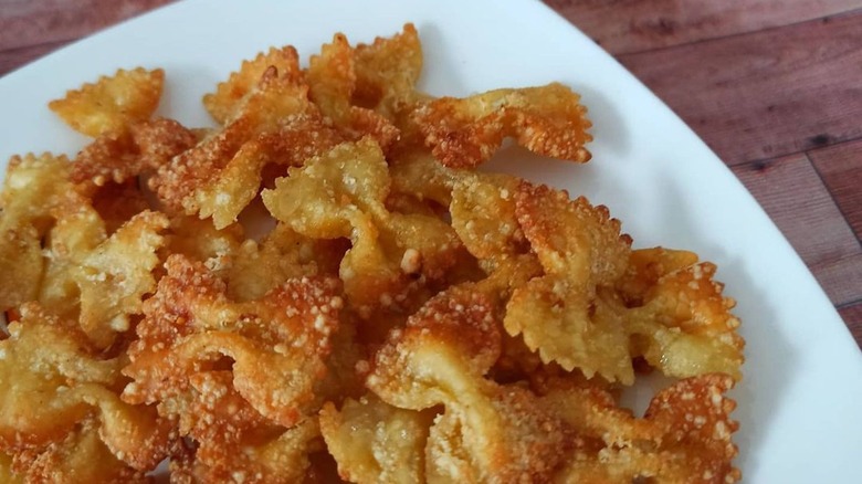 Bow tie pasta chips on white plate