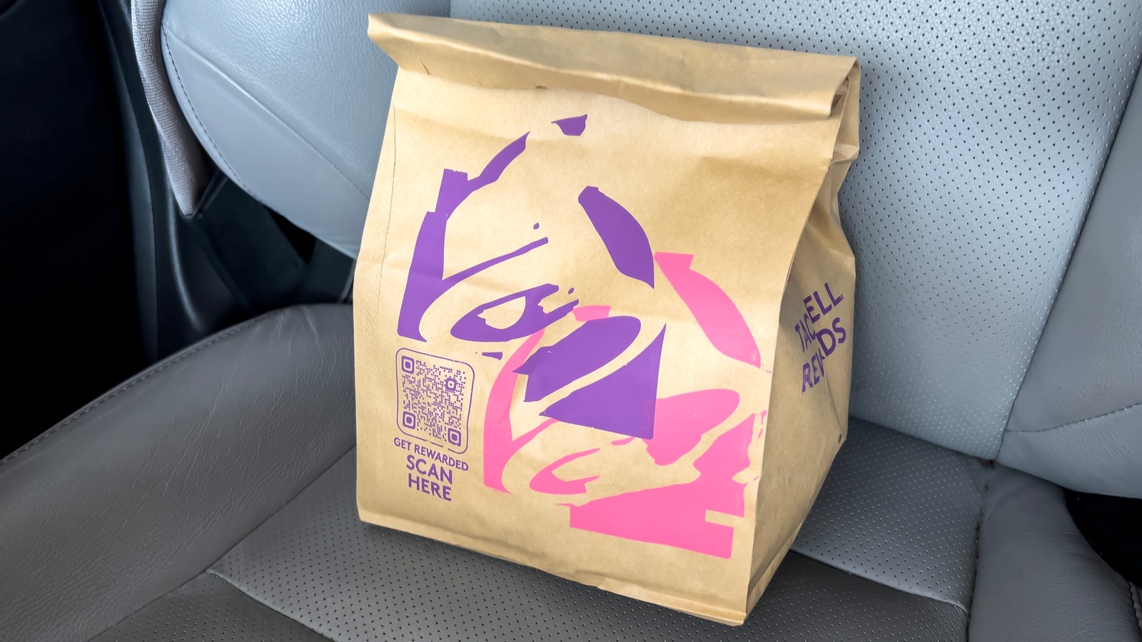 This Is, By Far, The Worst Taco Bell Chalupa We've Ever Seen