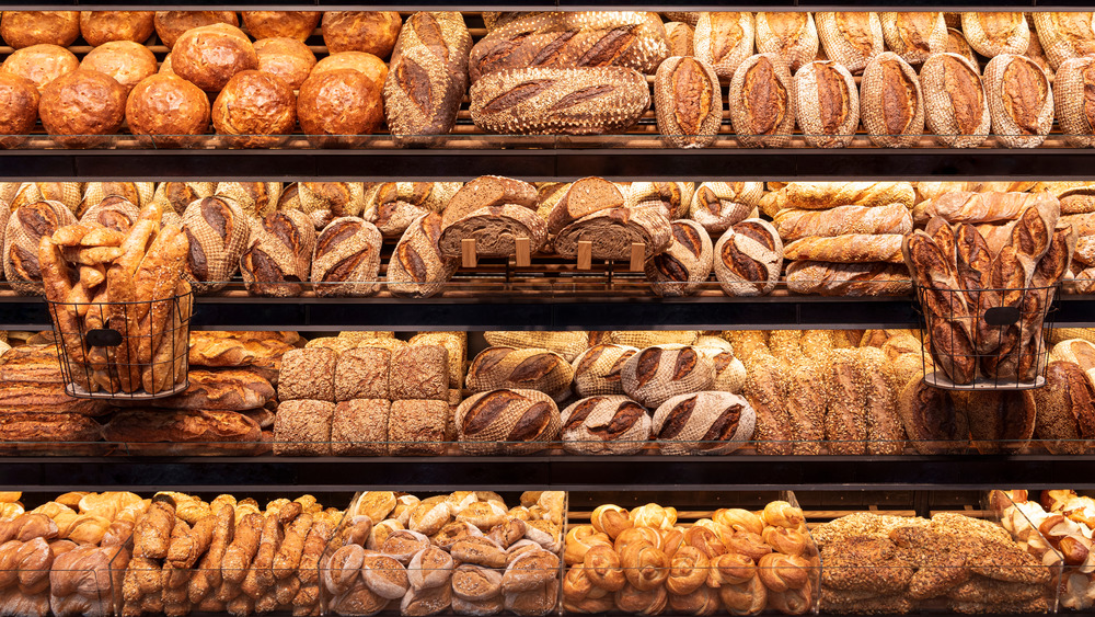 bread on bakery shelves