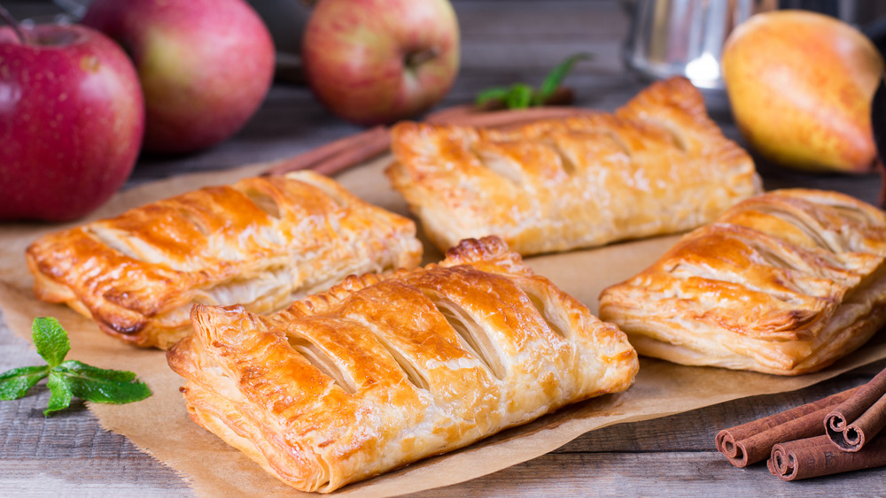 Apple pie turnovers