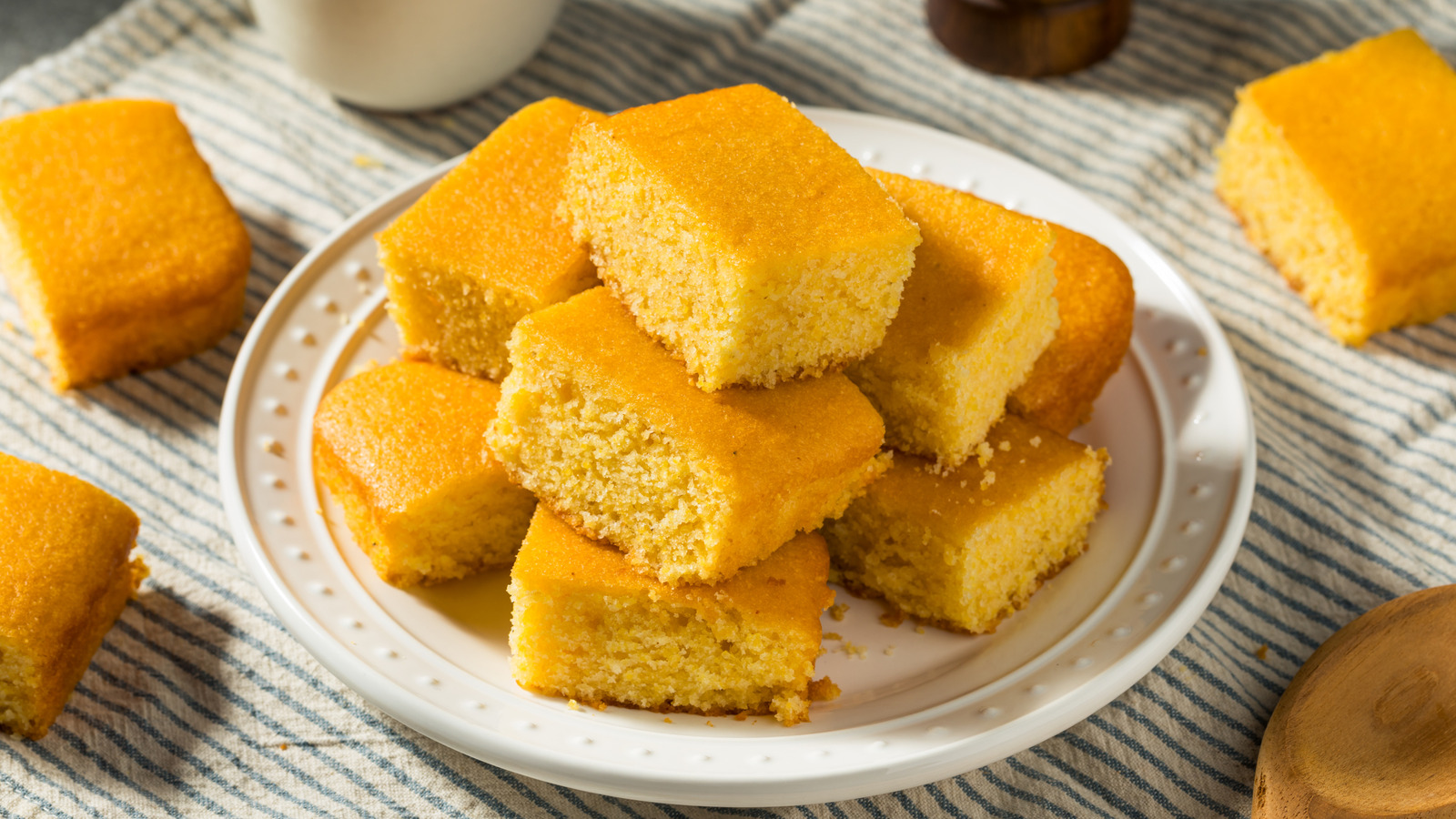 This Is The Best Chain Restaurant Cornbread, According To Reviews