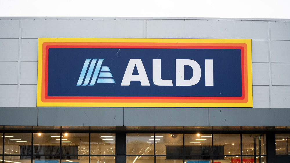 Aldi storefront