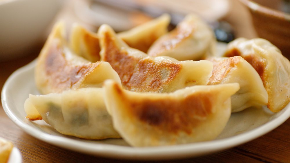 Steam-fried dumplings