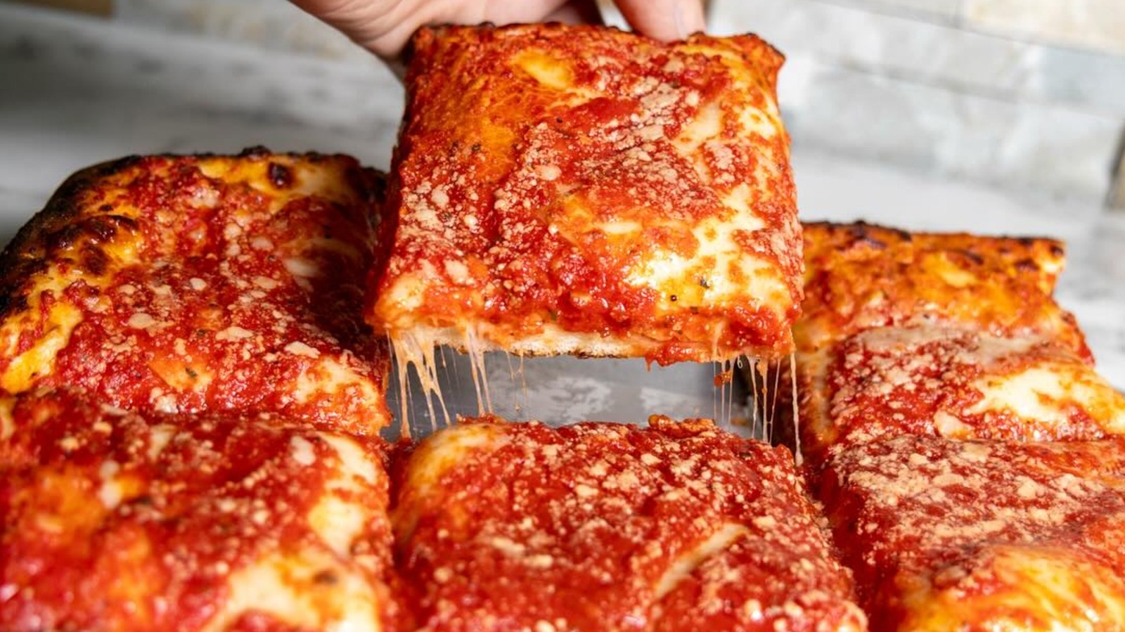 This Is The One Pizza Place I Bring Every Out-Of-Towner As A Lifelong Italian-American Brooklynite