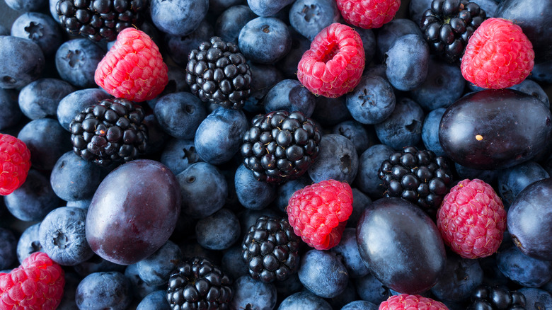 Blueberries, blackberries, and raspberries mixed together