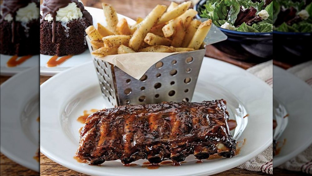 Chili's ribs and fries