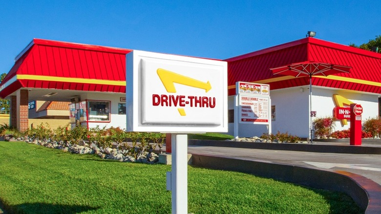 In-N-Out drive-thru