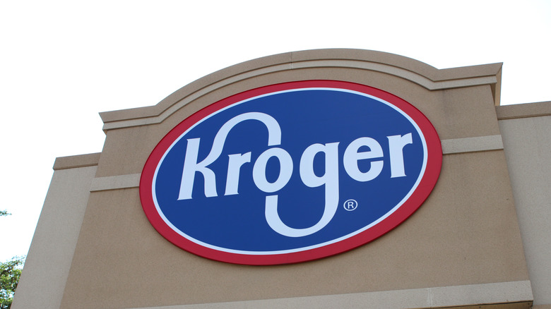 Kroger supermarket exterior signage