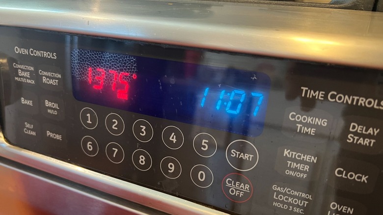 Oven temperature screen reading 375 F