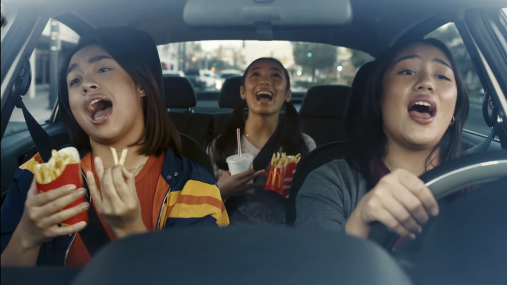 McDonald's customers sing in car