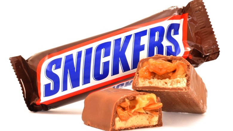   Snickers čokoladica