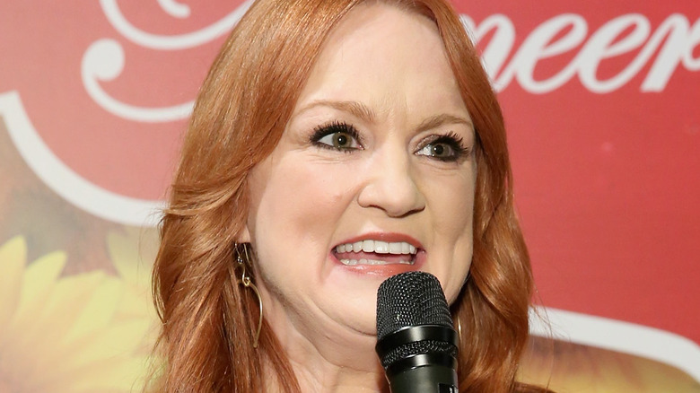 Ree Drummond speaking into microphone