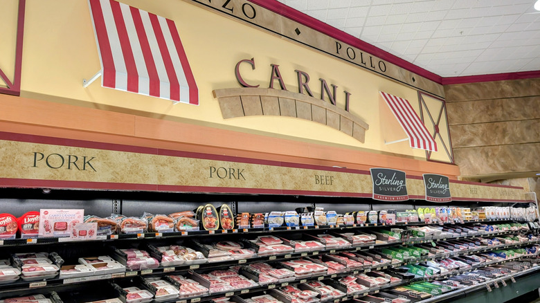 Meat department of Uncle Giuseppe's Marketplace with sign for Carni.
