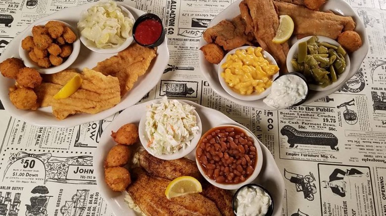 PoFolks fried seafood plates on newspaper