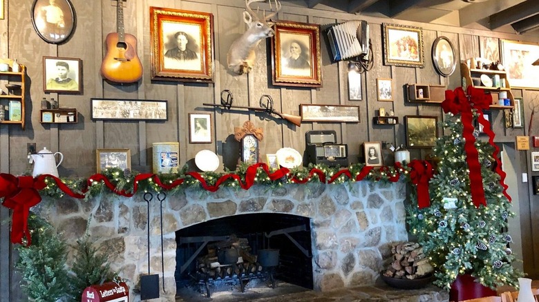 Cracker Barrel restaurant interior decorated for Christmas