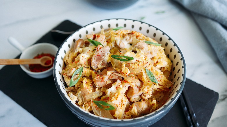 Garnished Oyakodon bowls