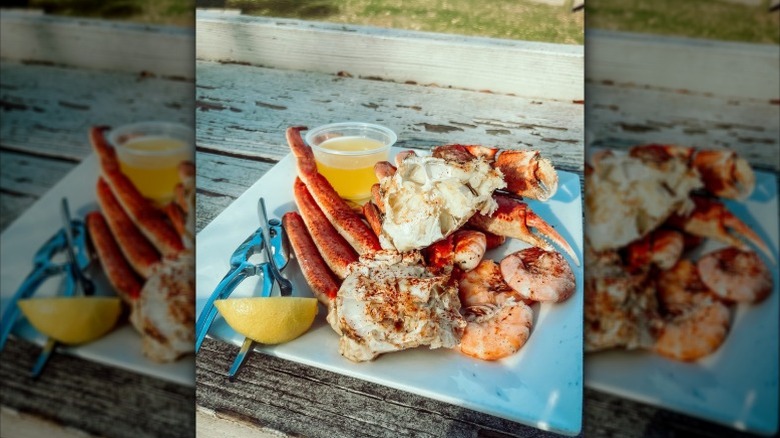 Hot Fish Club's steamer sampler