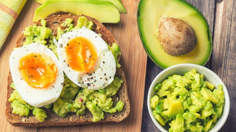 Avocado toast with hardboiled egg