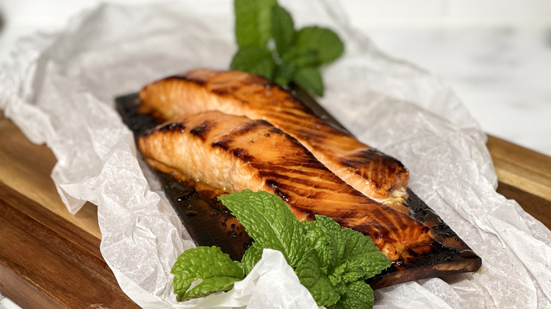 maple bourbon glazed salmon with garnishes