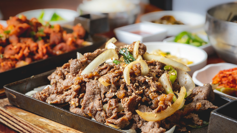 korean bulgogi and banchan