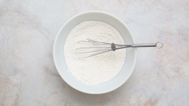 flour mixture in mixing bowl