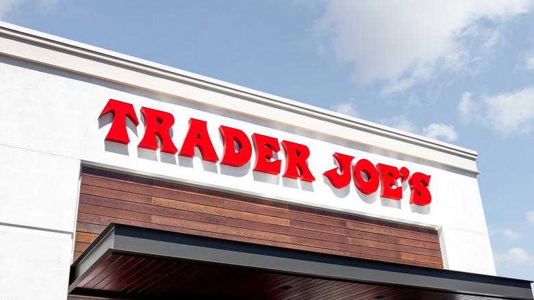 Trader Joe's store sign outside