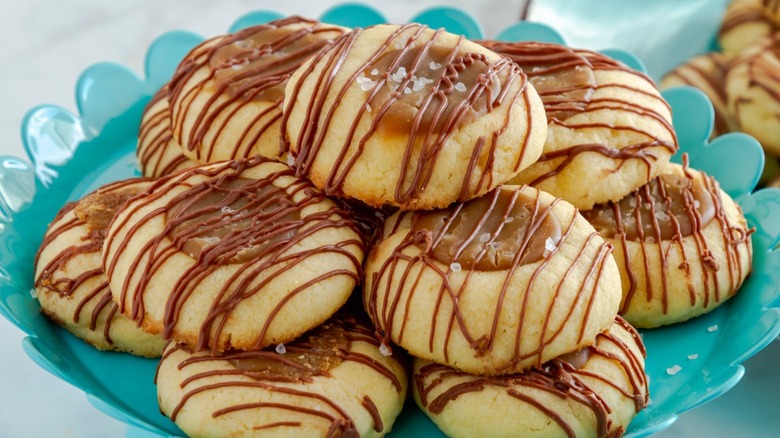 caramel thumbprint cookies