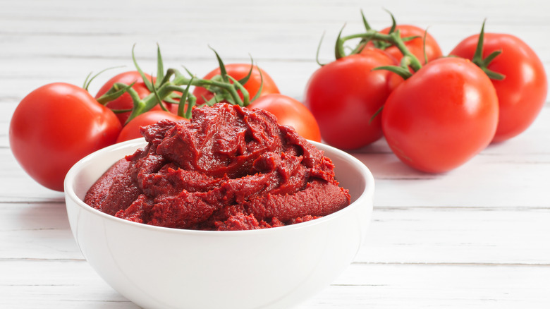 tomato paste and tomatoes