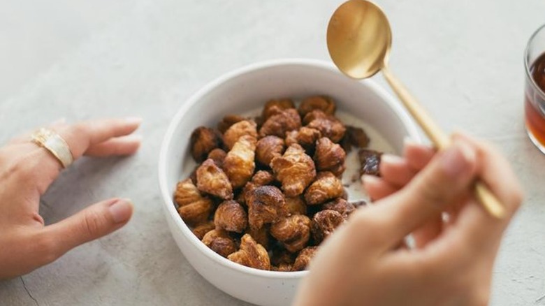 Croissant cereal