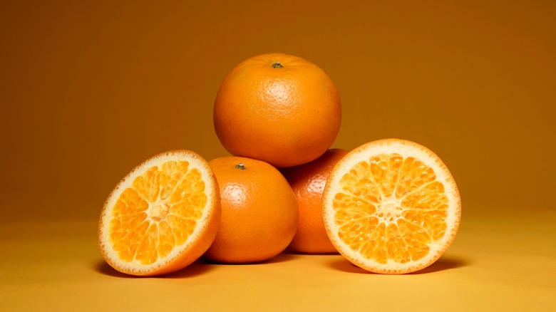 Pile of oranges