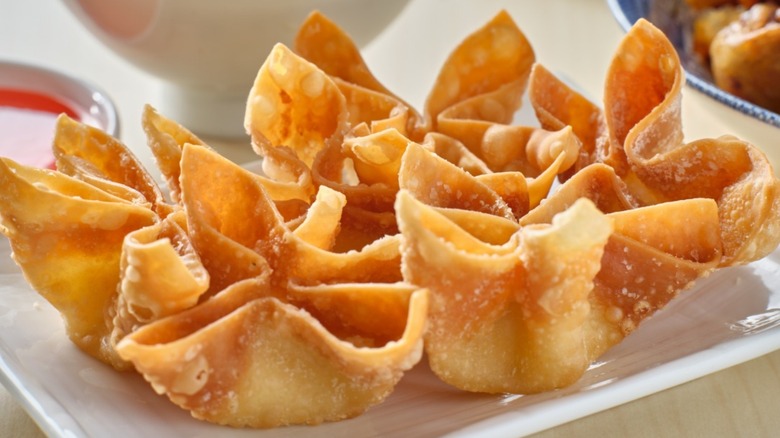 Crab rangoon wontons