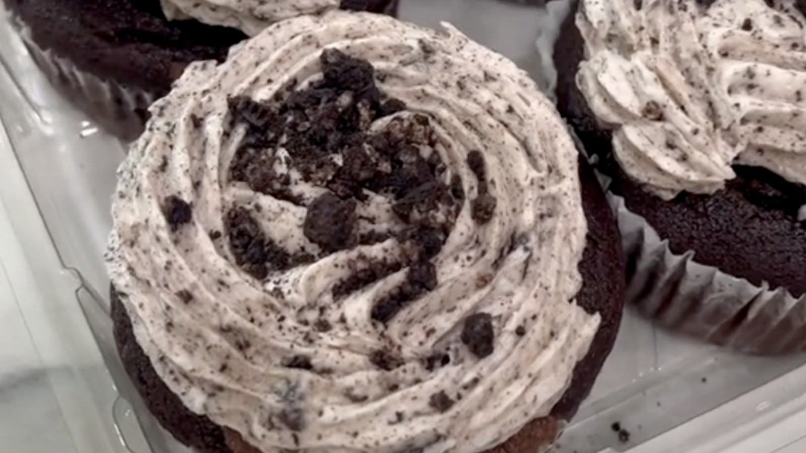 TikTok Is Torn Over Costco's Cookies And Cream Mini Cakes