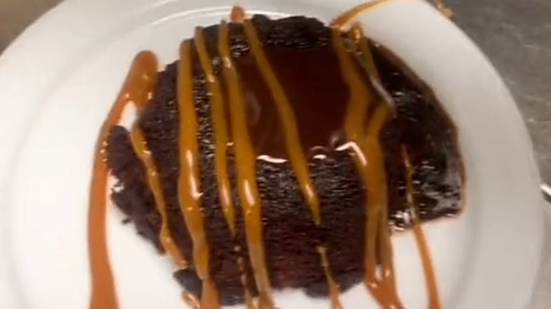 Burnt molten chocolate cake with sauce