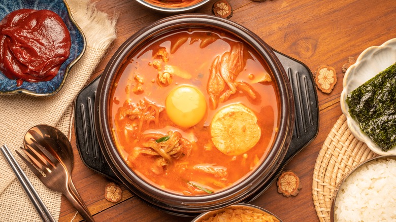 Korean kimchi soup