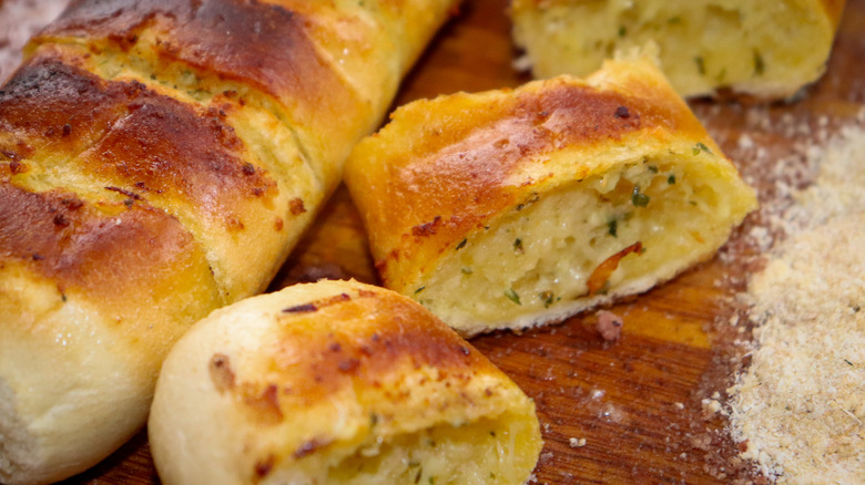 garlic bread