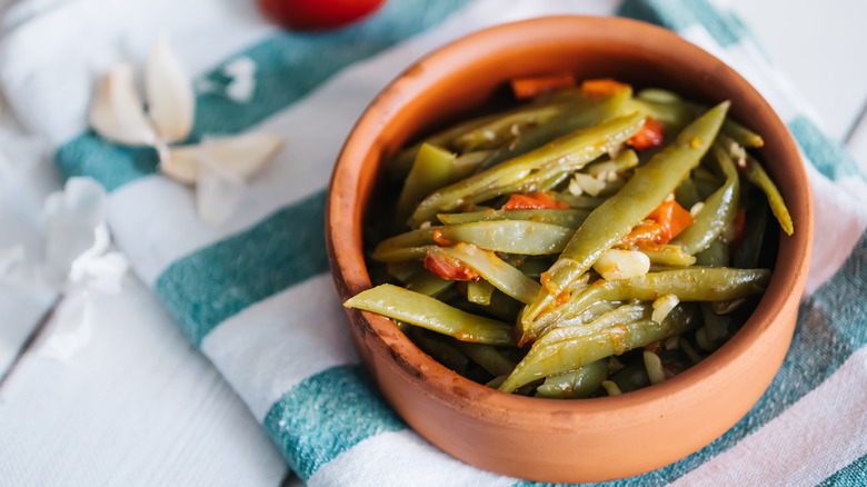 canned green beans with tomatoes 