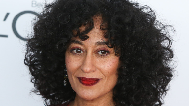 Tracee Ellis Ross' Hot Ones Challenge Reaction Has Instagram In Stitches