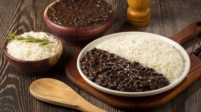 Black beans and rice in bowls