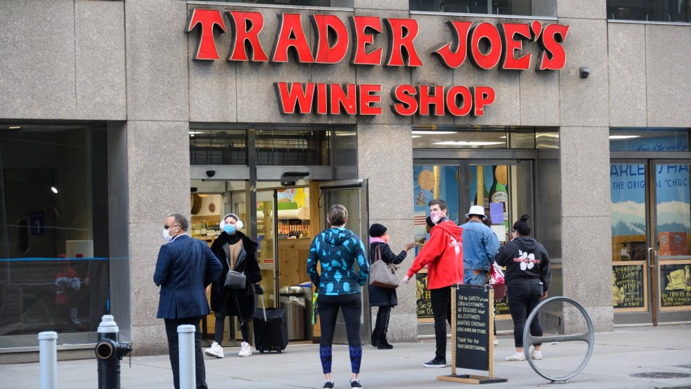 Front of a Trader Joe's store