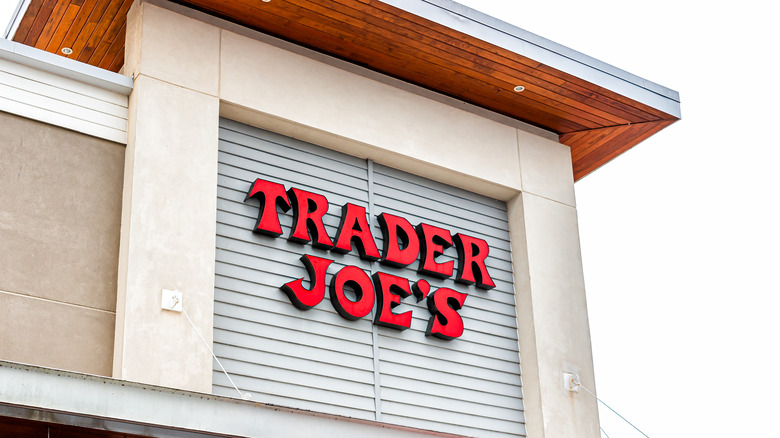 Trader Joe's outside sign