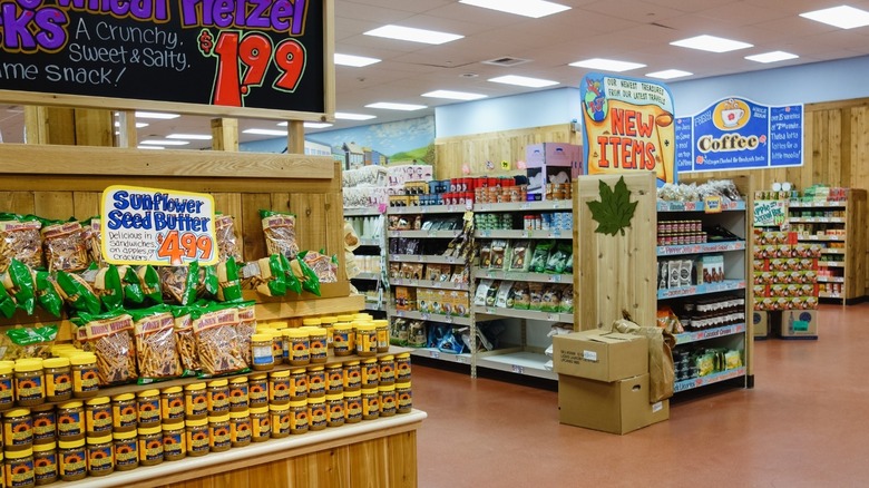 Trader Joe's interior