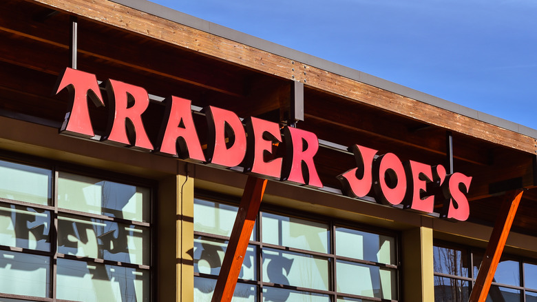 Trader Joe's sign