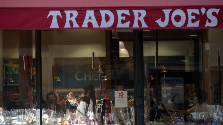 Trader Joe's store front