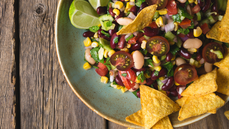 cowboy caviar with chips