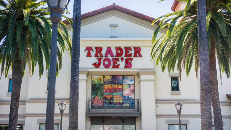 Palm trees flanking Trader Joe's