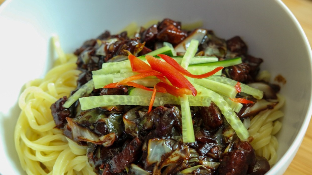 Jajangmyeon in white bowl