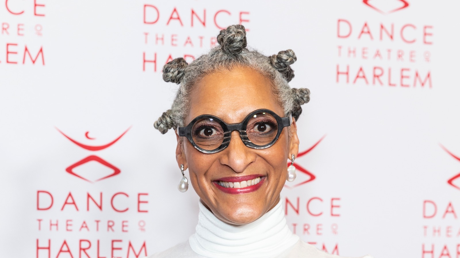 Tragic Details About Carla Hall